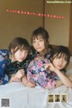 Hinako Kitano 北野日奈子, Miria Watanabe 渡辺みり愛, Ranze Terada 寺田蘭世, Young Magazine 2020 No.04-05 (ヤングマガジン 2020年4-5号) P4 No.a91b3a