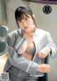 Yuki Yomichi 夜道雪, Monthly Shonen Champion 2021.11 (月刊少年チャンピオン 2021年11月号) P9 No.bf7659 Image No. 3